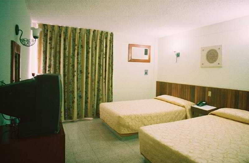 Hotel Batab Cancún Kültér fotó