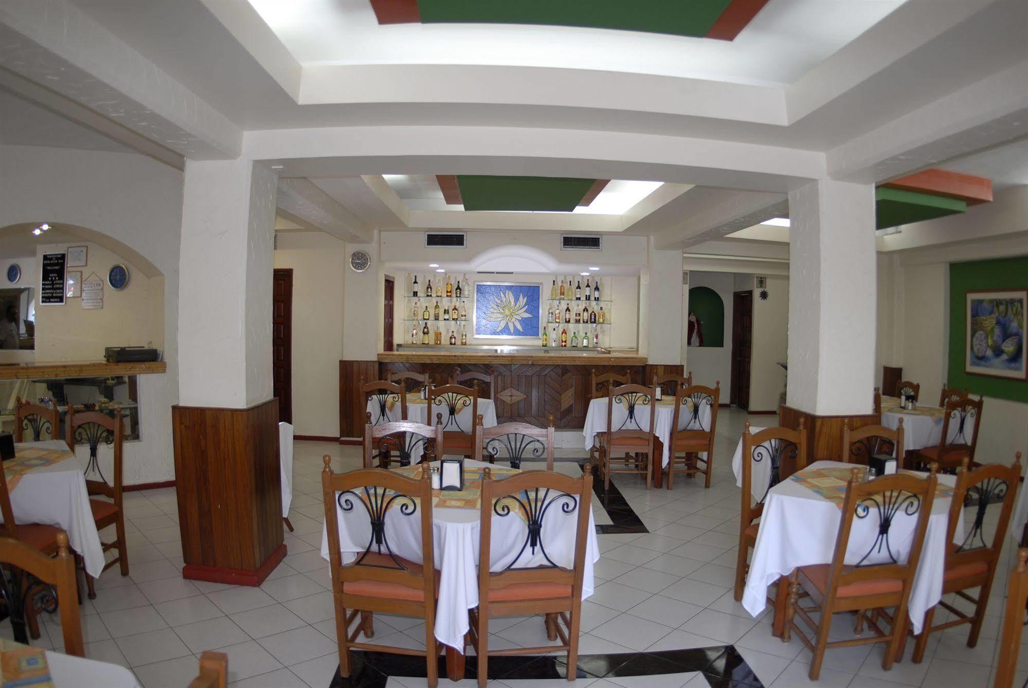 Hotel Batab Cancún Kültér fotó