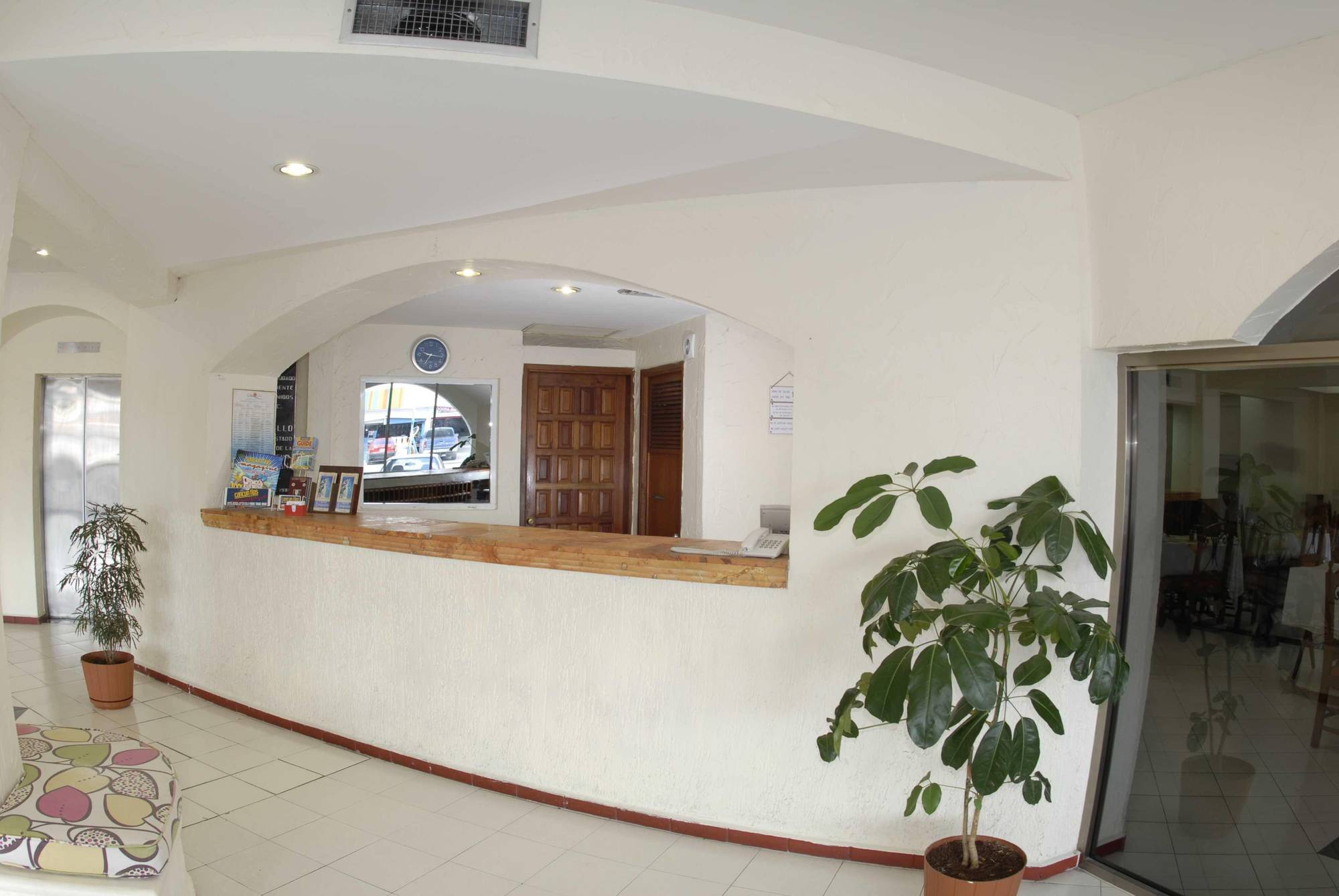 Hotel Batab Cancún Kültér fotó